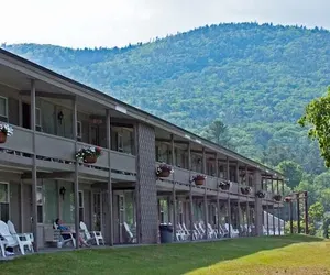 Photo 4 - Fort William Henry Hotel and Conference Center