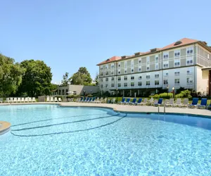 Photo 2 - Fort William Henry Hotel and Conference Center