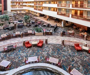 Photo 3 - Embassy Suites by Hilton Albuquerque