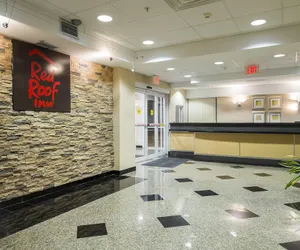 Photo 4 - Red Roof Inn & Suites Philadelphia - Bellmawr