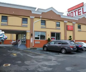 Photo 2 - Red Carpet Inn Elmwood Park