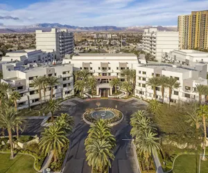 Photo 2 - Hilton Vacation Club Cancun Resort Las Vegas