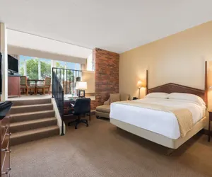 Photo 4 - Hawthorn Extended Stay by Wyndham Rome