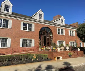 Photo 2 - Colts Neck Inn Hotel