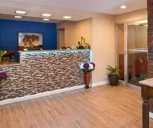 Photo 3 - Motel 6 Putnam, CT