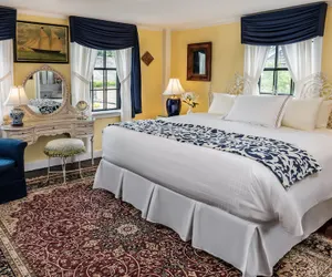 Photo 3 - Samuel Durfee House B&B