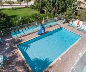 Photo 5 - South Beach Oceanfront Resort