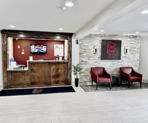 Photo 5 - Red Roof Inn & Suites Newport – Middletown, RI