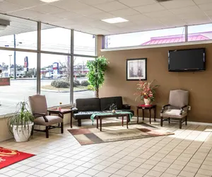 Photo 3 - Rodeway Inn & Suites Wilmington North