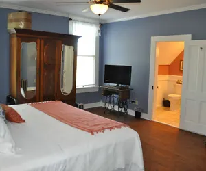 Photo 5 - Kennedy Manor B&B