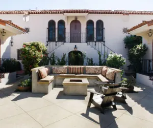 Photo 2 - Casa Del Mar Inn