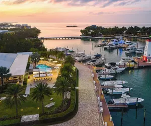 Photo 2 - Faro Blanco Resort & Yacht Club Marathon, Curio by Hilton