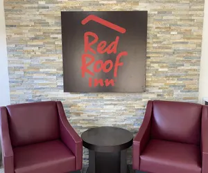 Photo 3 - Red Roof Inn Jacksonville, AL
