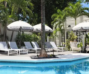 Photo 2 - Lighthouse Hotel - Key West Historic Inns