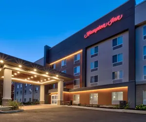 Photo 2 - Hampton Inn Waterbury