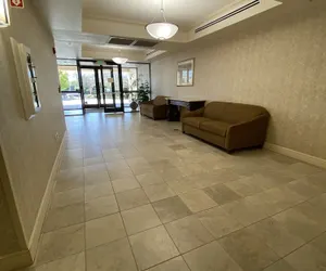 Photo 4 - Budget Inn San Leandro