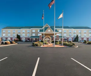 Photo 2 - Country Inn & Suites by Radisson, Findlay, OH