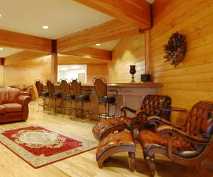 Photo 4 - Norfolk Lodge & Suites, an Ascend Collection Hotel