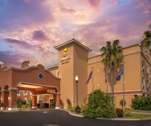 Photo 2 - Comfort Suites Lady Lake - The Villages