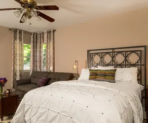Photo 3 - Rosemont Inn Bed & Breakfast
