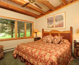 Photo 5 - Evergreen Condominiums by Vail Resorts