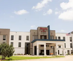 Photo 2 - Hampton Inn Victoria