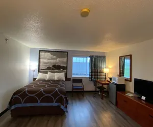 Photo 3 - Super 8 by Wyndham Ida Grove