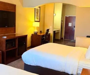 Photo 4 - Hawthorn Extended Stay by Wyndham Amarillo
