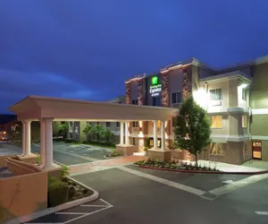 Photo 2 - Holiday Inn Express Hotel & Suites Livermore, an IHG Hotel