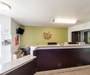 Photo 3 - Studio 6 San Antonio, TX - Fort Sam Houston Area