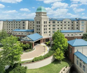 Photo 2 - Renaissance Shoals Resort & Spa