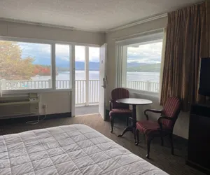 Photo 3 - The Georgian Lakeside Resort