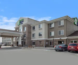 Photo 2 - Holiday Inn Express & Suites Omaha West, an IHG Hotel