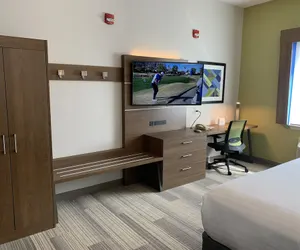 Photo 4 - Holiday Inn Express Hotel & Suites South Padre Island by IHG