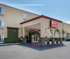 Photo 2 - Econo Lodge