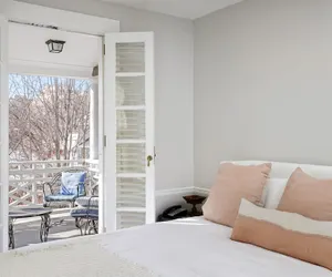 Photo 5 - Southmoreland on the Plaza an Urban Inn