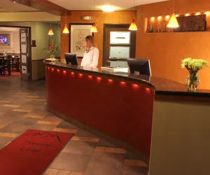 Photo 3 - Best Western Snowcap Lodge