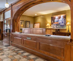 Photo 2 - Windsor Hotel, an Ascend Collection Hotel