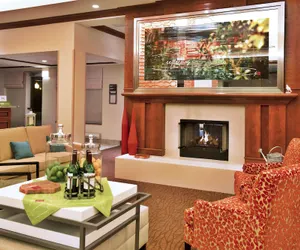 Photo 4 - Hilton Garden Inn Chicago/Midway Airport