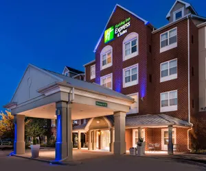 Photo 2 - Holiday Inn Express St. Louis West - O'Fallon, an IHG Hotel