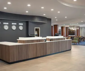 Photo 3 - Courtyard by Marriott Boston-South Boston