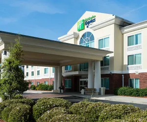 Photo 2 - Holiday Inn Exp Walterboro, an IHG Hotel