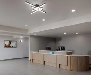 Photo 2 - Hampton Inn & Suites Palmdale