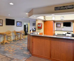 Photo 3 - Americas Best Value Inn & Suites International Falls