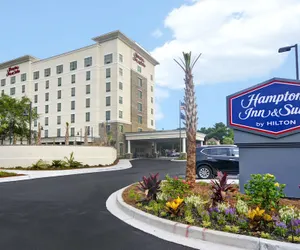 Photo 2 - Hampton Inn & Suites Charleston Airport