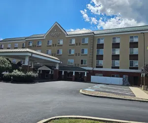 Photo 2 - Country Inn & Suites by Radisson, Hagerstown, MD