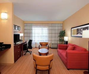 Photo 4 - Courtyard by Marriott Chicago Schaumburg/Woodfield Mall