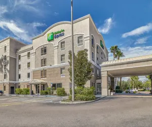 Photo 2 - Holiday Inn Express Hotel & Suites Clearwater/Us 19 N, an IHG Hotel