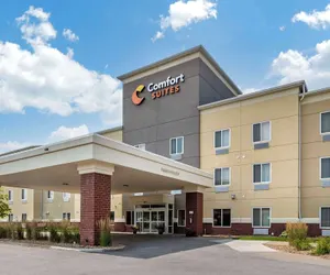 Photo 2 - Comfort Suites Coralville I-80