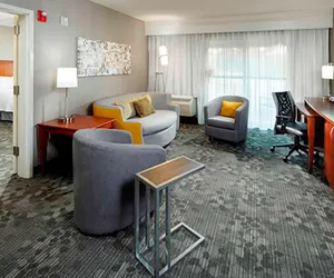 Photo 5 - Courtyard by Marriott Akron Stow